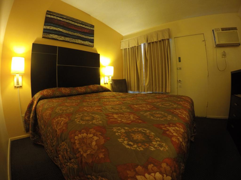Indio Holiday Motel Kültér fotó
